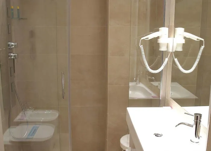 Hotel Star 3*