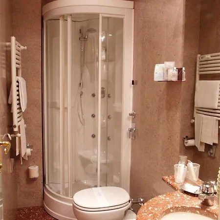 Hotel Star 3*