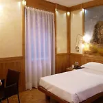 Star Hotel 3*